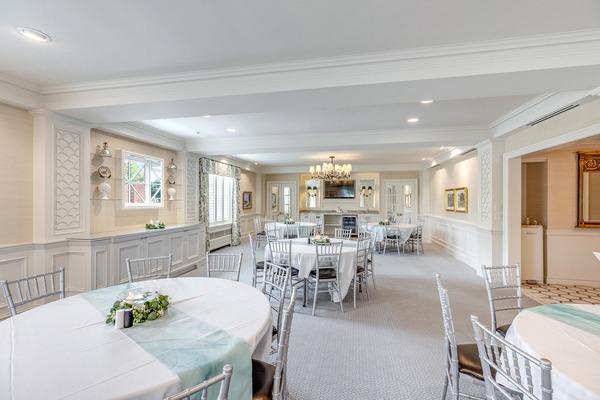A H Peters Funeral Home gallery image 3